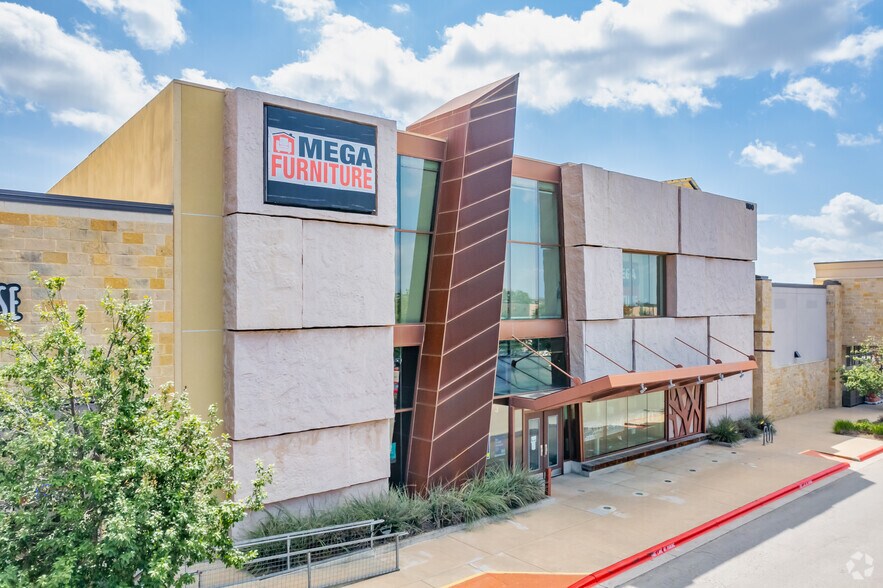 Primary Photo Of 201 University Oaks Blvd, Round Rock Unknown For Lease