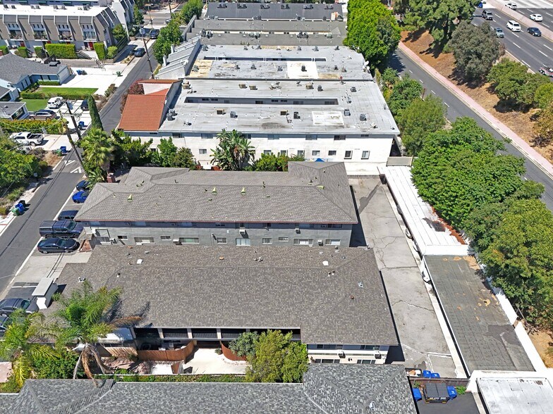 More Photos Of 12827 Kling St, Studio City Apartments For Sale