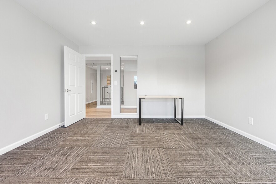 More Photos Of 544 Pearl Rd, Brunswick Freestanding For Sale