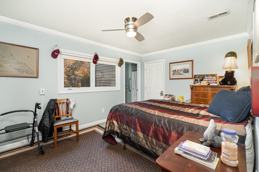 More Photos Of 2415A-2415B-2441 S Center St, Hickory Assisted Living For Sale