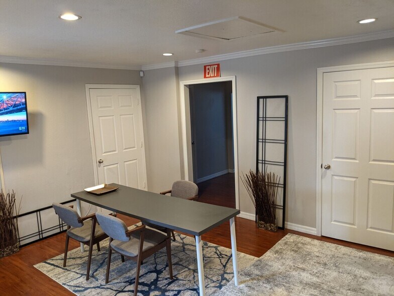 More Photos Of 2307 Mount Vernon St, Orlando Office For Lease