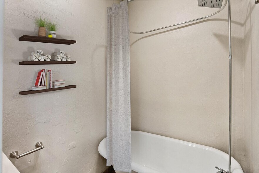 More Photos Of 1671 Washington St, Denver Apartments For Sale