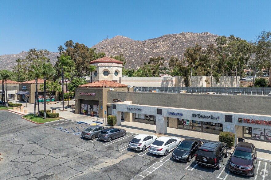 More Photos Of 12125 Day St, Moreno Valley Movie Theatre For Sale