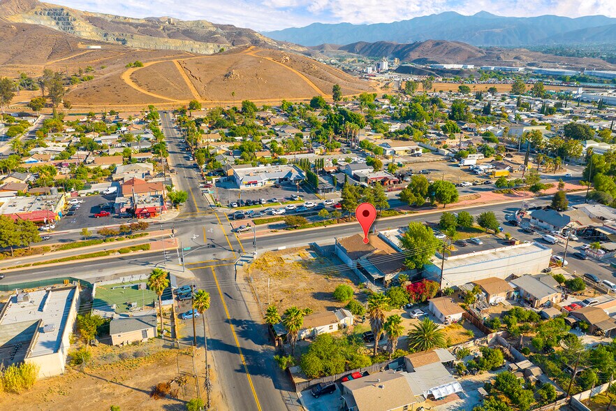 More Photos Of 13659 Magnolia Ave, Corona Freestanding For Sale