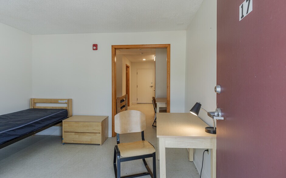 More Photos Of 608 Francestown Rd, Bennington Apartments For Sale