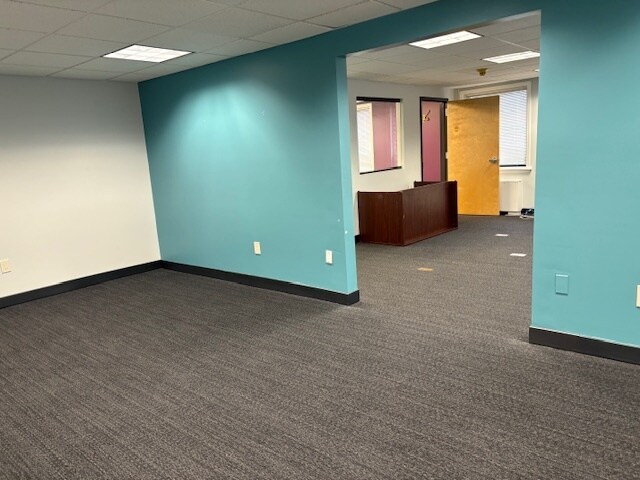 More Photos Of 66 Glen Ave, Glen Rock Office For Lease