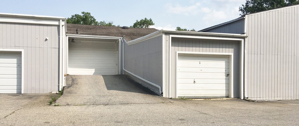 More Photos Of 534 Whitesville Rd, Jackson Service For Lease