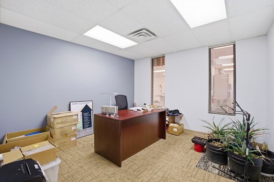 More Photos Of 2124 Hamilton St, Dalton Research And Development For Sale