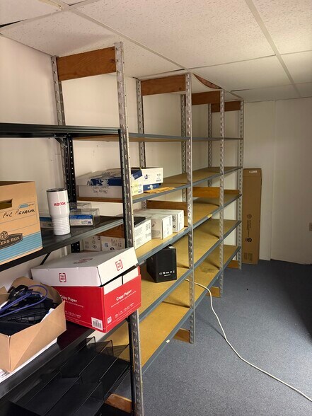 More Photos Of 12165 Metro Pky, Fort Myers Light Manufacturing For Sale