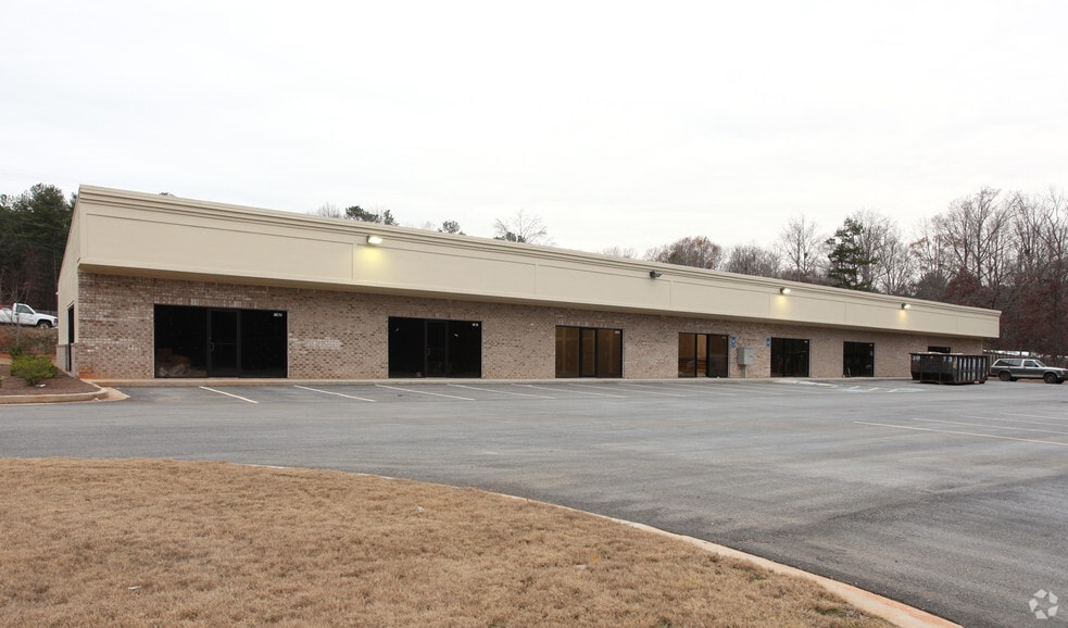 More Photos Of 10714 Covington by Pass Rd, Covington Storefront For Sale