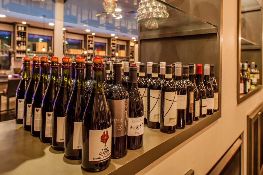 More Photos Of 801 Studewood St, Houston Restaurant For Lease