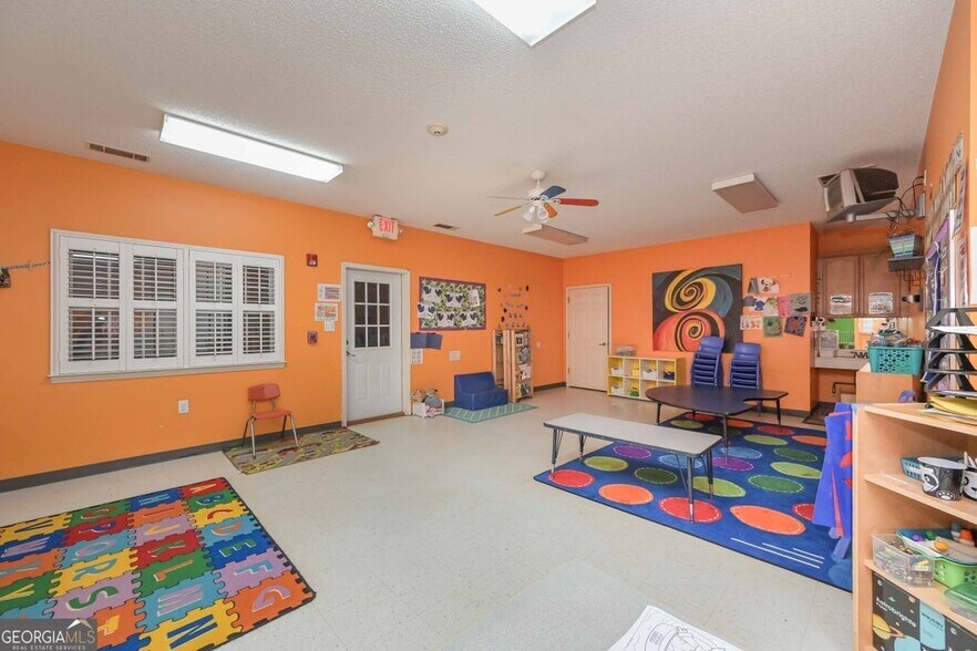 More Photos Of 516 W Bankhead Hwy, Villa Rica Daycare Center For Sale