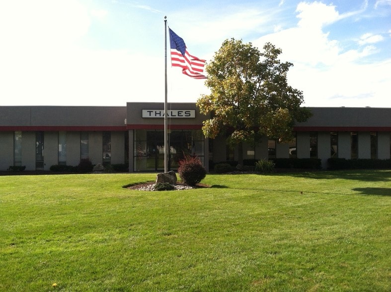 More Photos Of 2 Kilmer Rd, Edison Office For Lease