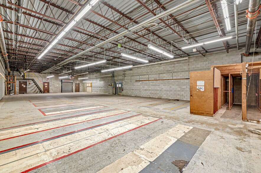 More Photos Of 1519 IN-37, Elwood Storefront Retail Office For Lease
