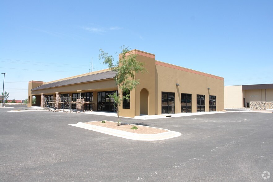 More Photos Of 10801 Gateway Blvd W, El Paso Unknown For Lease