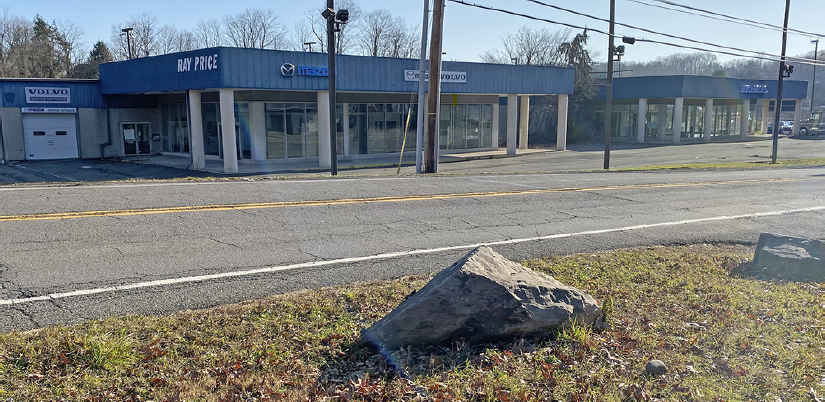 Primary Photo Of 505 Fawn Rd, East Stroudsburg Auto Dealership For Sale