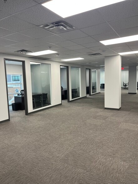 More Photos Of 1120 E Kennedy Blvd, Tampa Office For Sale