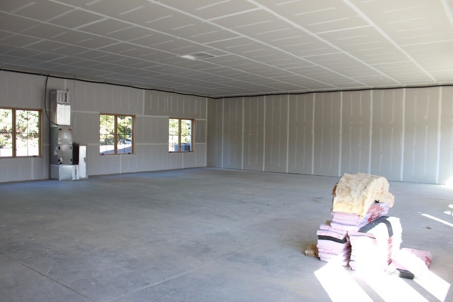 More Photos Of 4611 Lisborn Dr, Carmel Medical For Lease