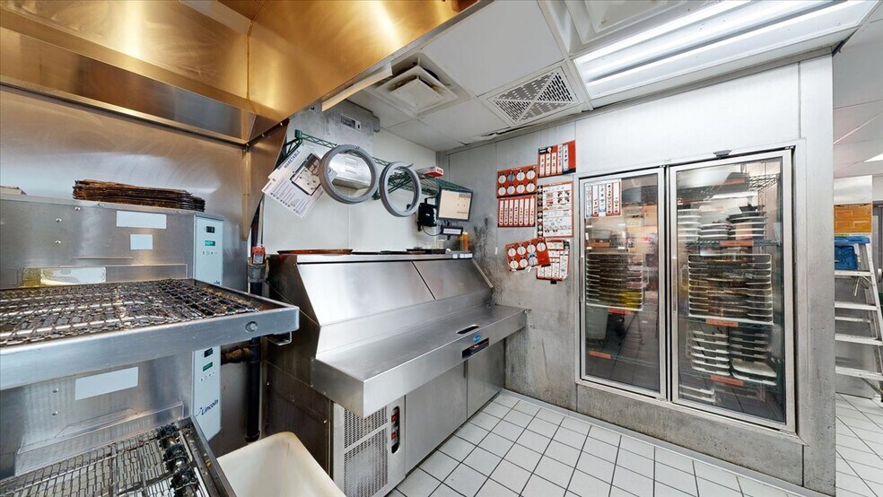 More Photos Of 113 Bo Bo Dr, Crystal Springs Freestanding For Lease