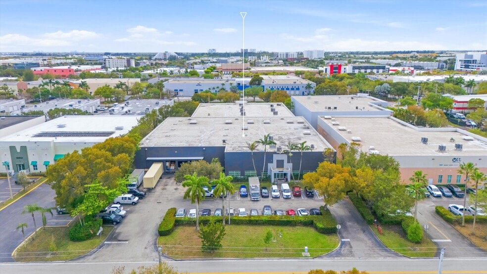 More Photos Of 10880 NW 30th St, Doral Warehouse For Lease