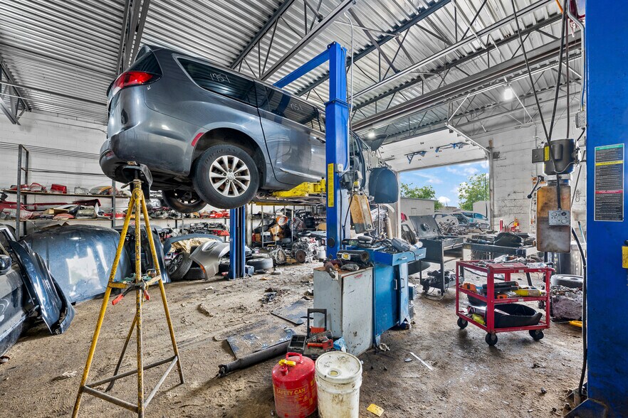 More Photos Of 11435 Schaefer Hwy, Detroit Warehouse For Sale