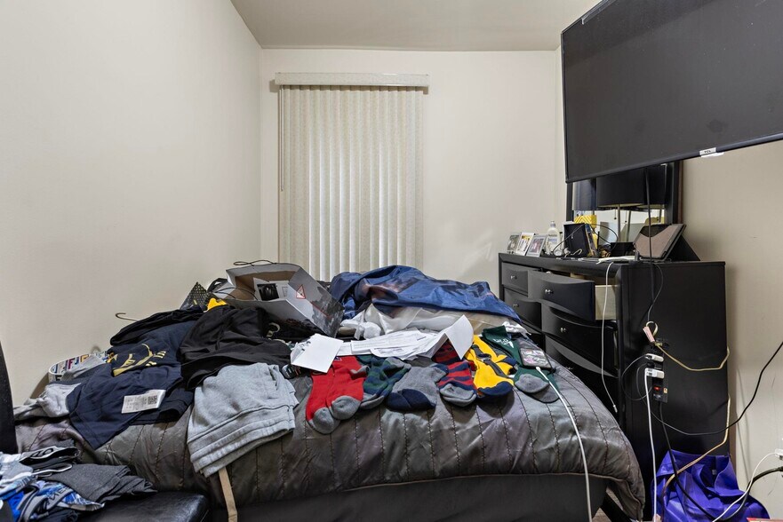 More Photos Of 91 Bergen Ave, Jersey City Apartments For Sale