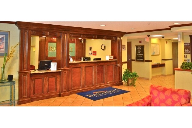 More Photos Of 6460 Dixie Hwy, Bridgeport Hotel For Sale