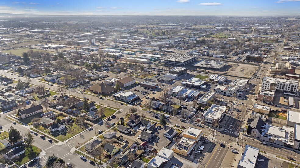 More Photos Of 124 E Pine Ave, Meridian Office For Sale