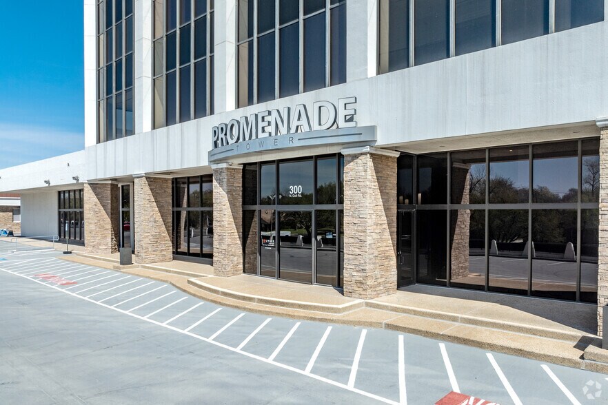 More Photos Of 300 N Coit Rd, Richardson Office For Sale