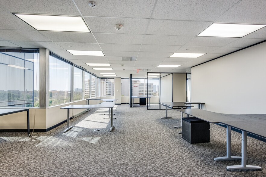 More Photos Of 2929 Briarpark Dr, Houston Office For Lease