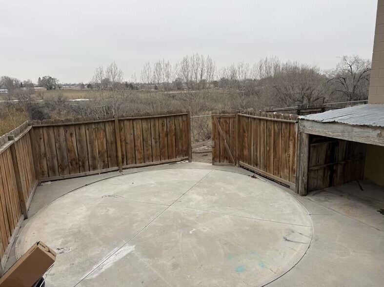 More Photos Of 592 Locust St S, Twin Falls Warehouse For Lease