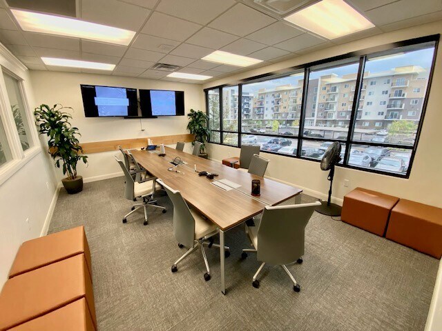 More Photos Of 1250 E 200 S, Lehi Office For Lease