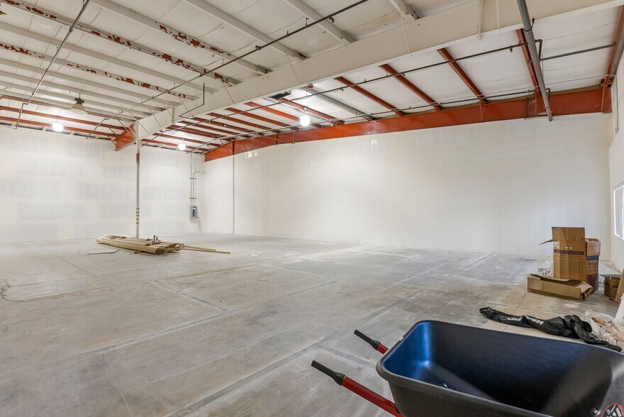 More Photos Of 11300 U.S. 93 S, Lolo General Retail For Sale