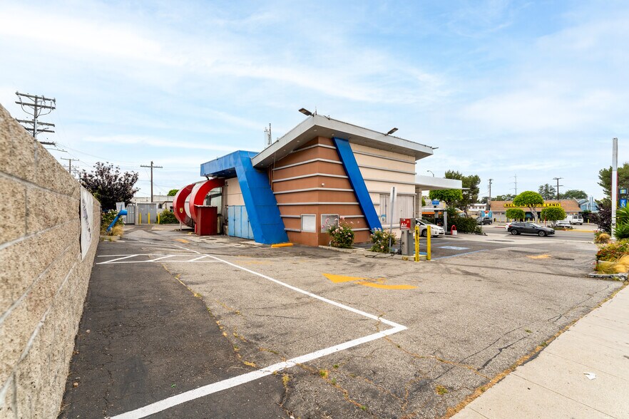 More Photos Of 1420-1430 N La Brea Ave, Inglewood Service Station For Sale
