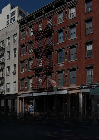 More Photos Of 42-44 Grand St, New York Apartments For Lease