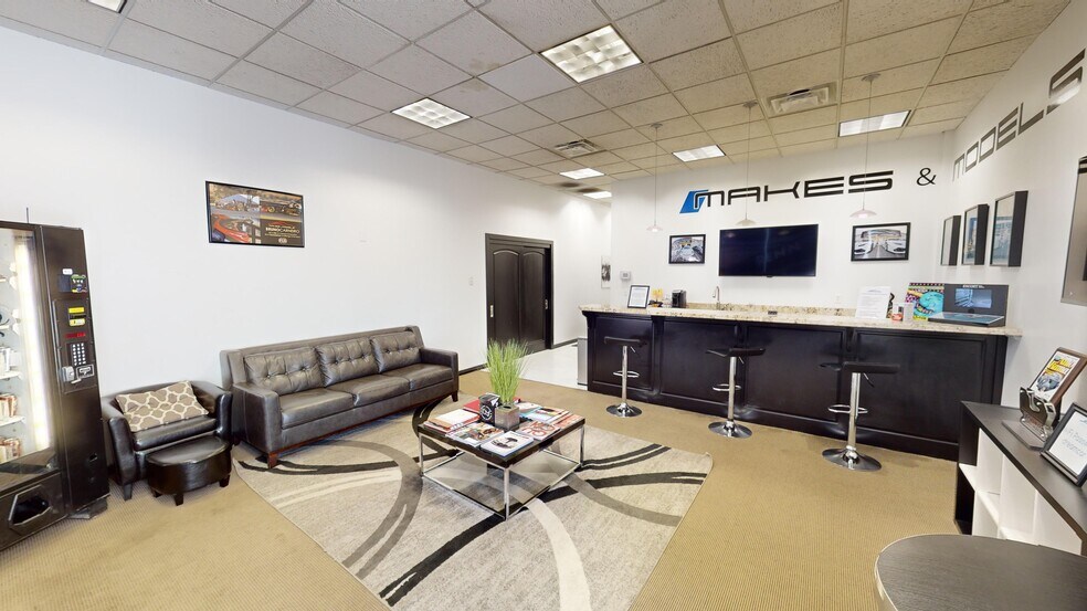 More Photos Of 808 S Main St, Salt Lake City Auto Dealership For Lease