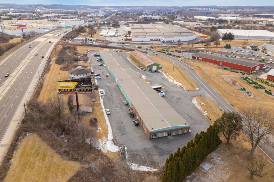 More Photos Of 6500 Chapmans Rd, Allentown Warehouse For Sale