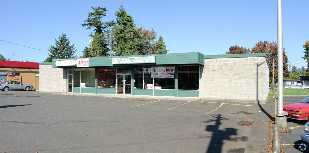 More Photos Of 8300 E Mill Plain Blvd, Vancouver Freestanding For Lease