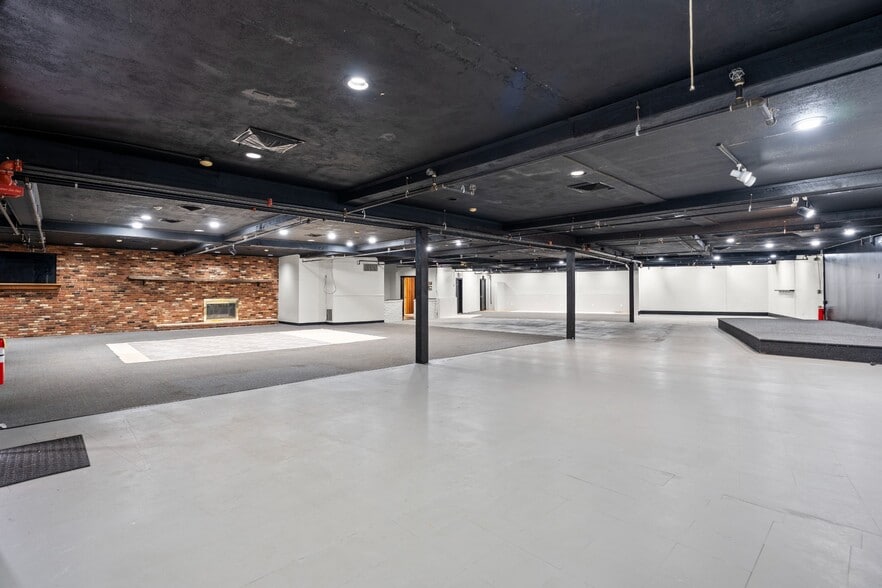 More Photos Of 50 Pleasant St, Norton Storefront Retail Office For Lease