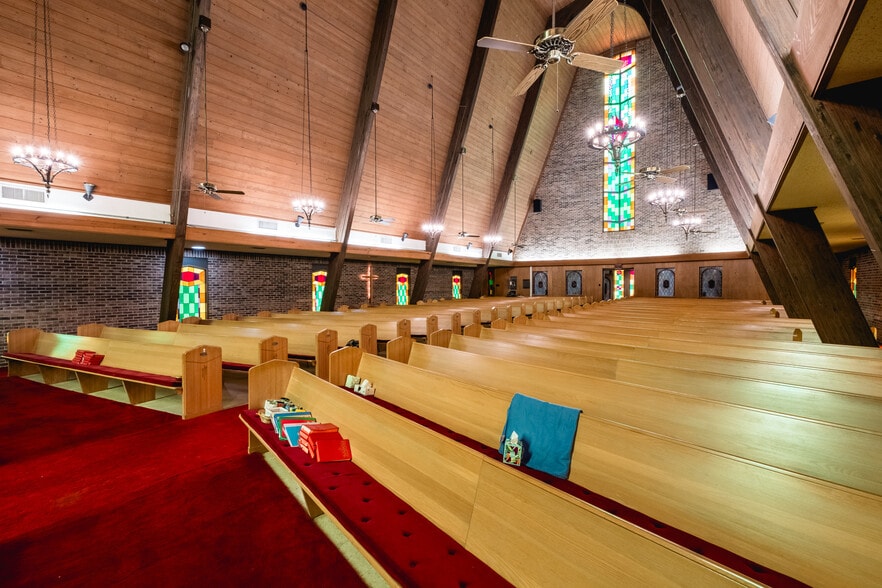 More Photos Of 4601 Western Hills Ave, Little Rock Religious Facility For Sale