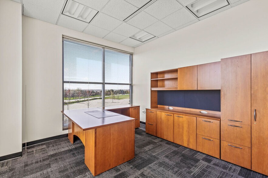 More Photos Of 3400 Morse Xing, Columbus Office For Lease