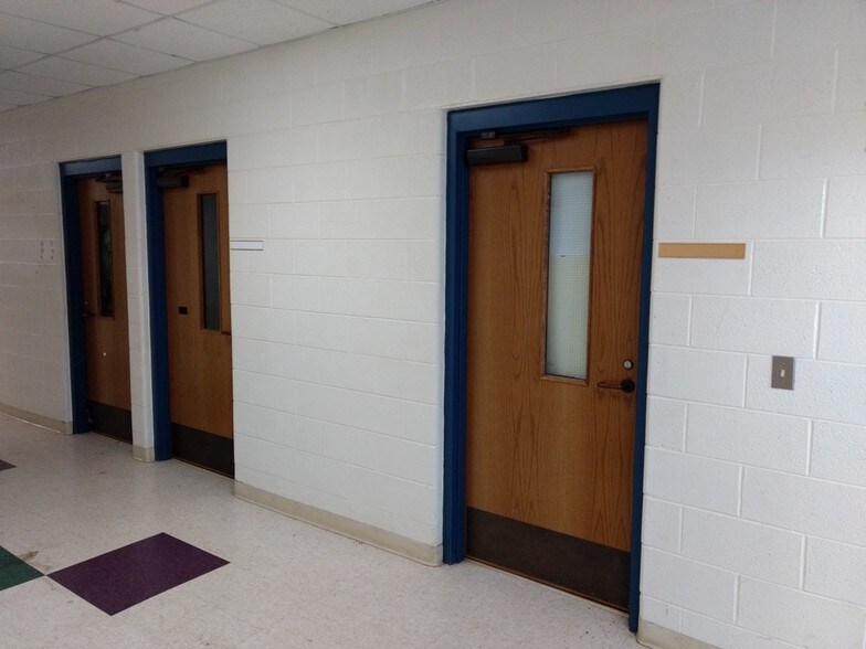 More Photos Of 130 Jackson St, Cement City Schools For Sale