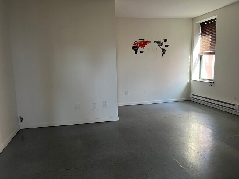 More Photos Of 56 Newark St, Hoboken Loft Creative Space For Lease