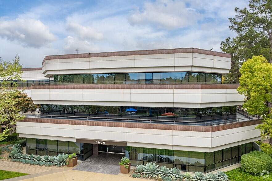 Primary Photo Of 21860 Burbank Blvd, Woodland Hills Office For Lease