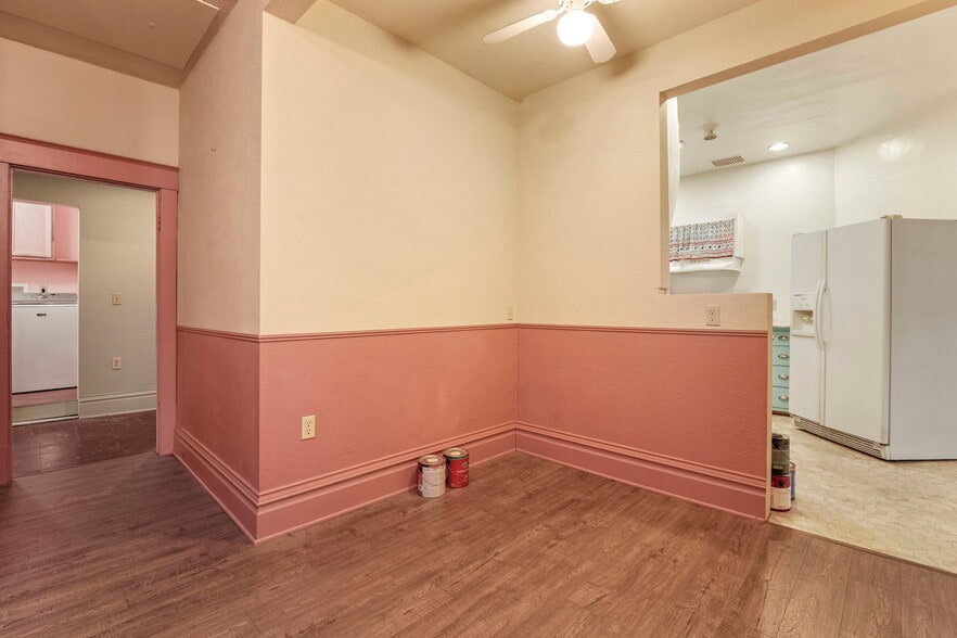 More Photos Of , Spokane General Retail For Sale