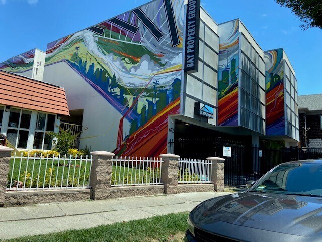 Primary Photo Of 482 W MacArthur Blvd, Oakland Medical For Sale