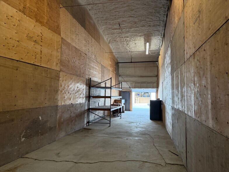 More Photos Of 48 Warehouse Rd, Hyannis Warehouse For Lease