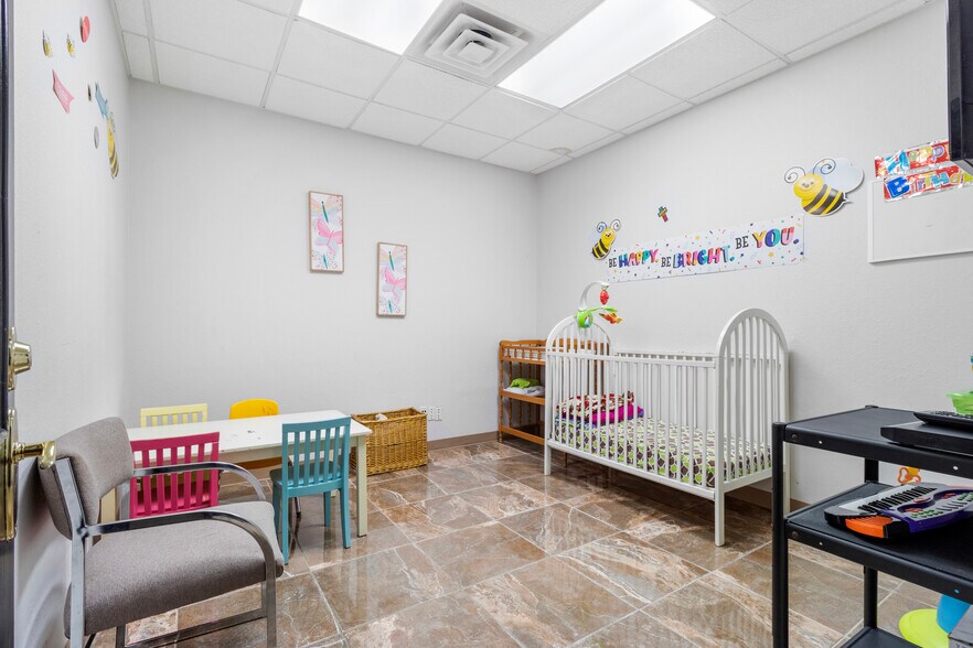 More Photos Of 2032 Orchid Ave, McAllen Office Residential For Sale