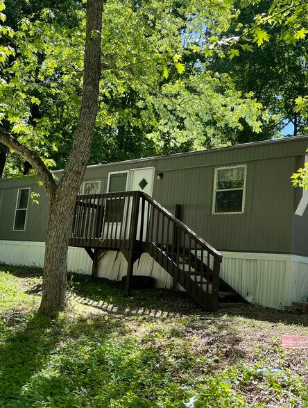 Primary Photo Of 412 McElhaney Rd, Travelers Rest Manufactured Housing Mobile Home Park For Sale