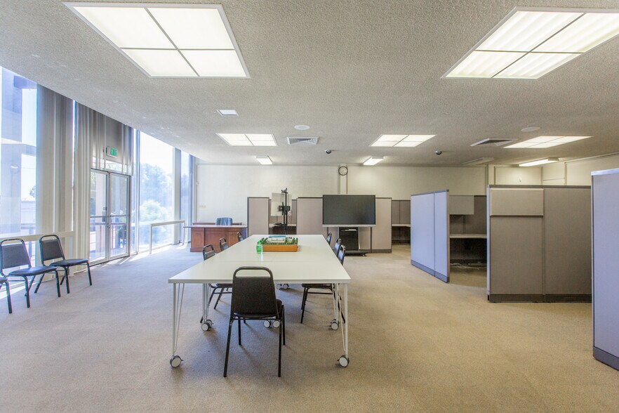 More Photos Of 41 E Live Oak Ave, Arcadia Storefront Retail Office For Sale